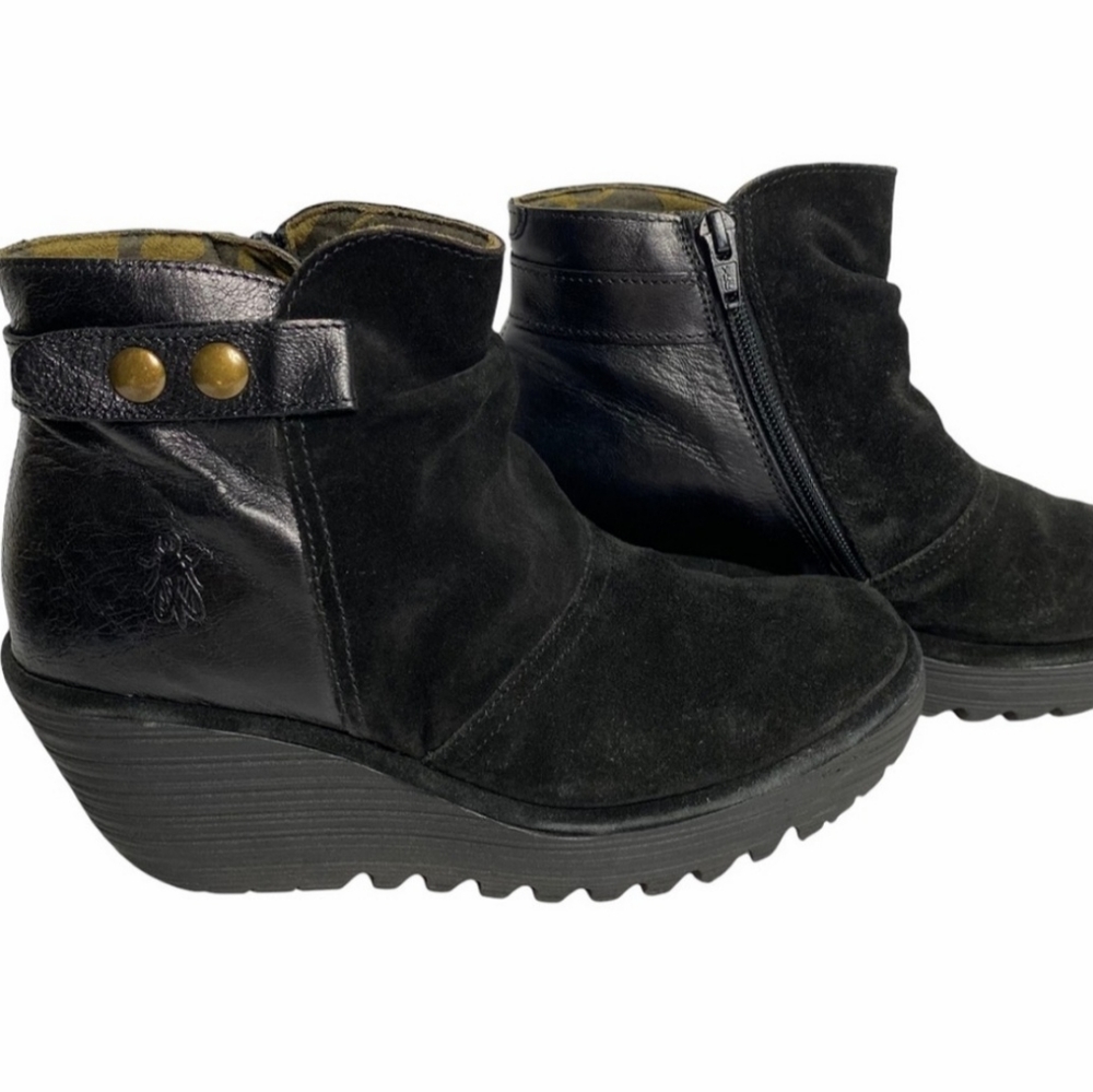 London Fly Black Boots